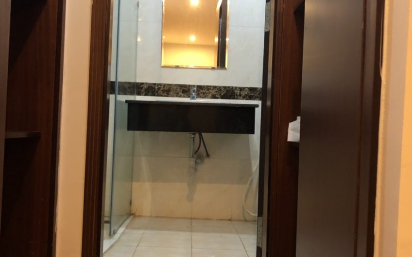 Chính chủ cho thuê chung cư căn hộ Căn hộ Giai Việt 109m2 2phong ngủ 2wc có sẵn máy lạnh