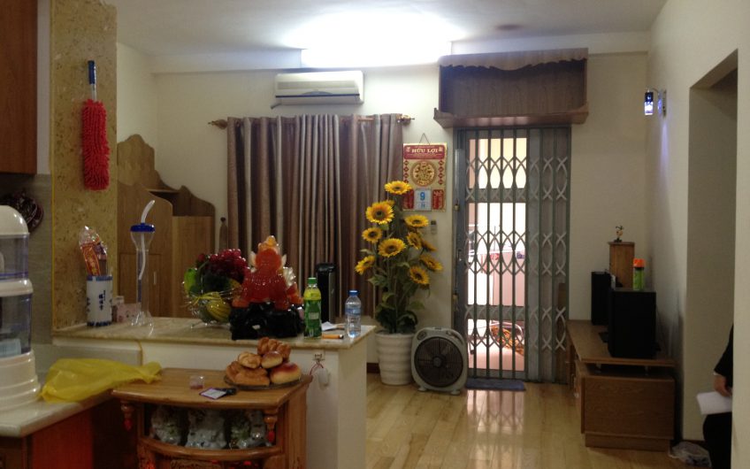 Cho thuê căn hộ Khánh Hội 3  3 phòng có 1 số nội thất