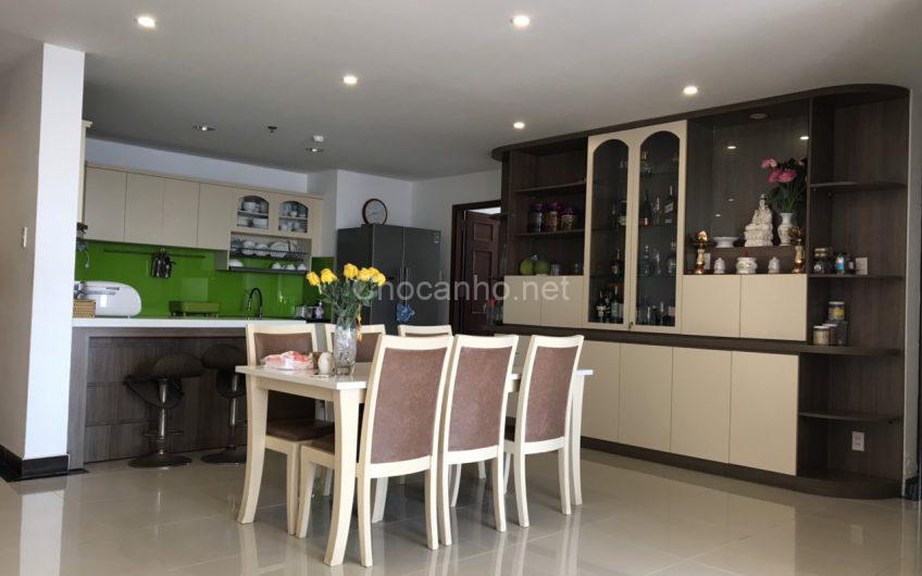 Cần tiền bán gấp căn hộ cao cấp Giai Việt số 854 Tạ Quang Bửu , phường 5 quận 8