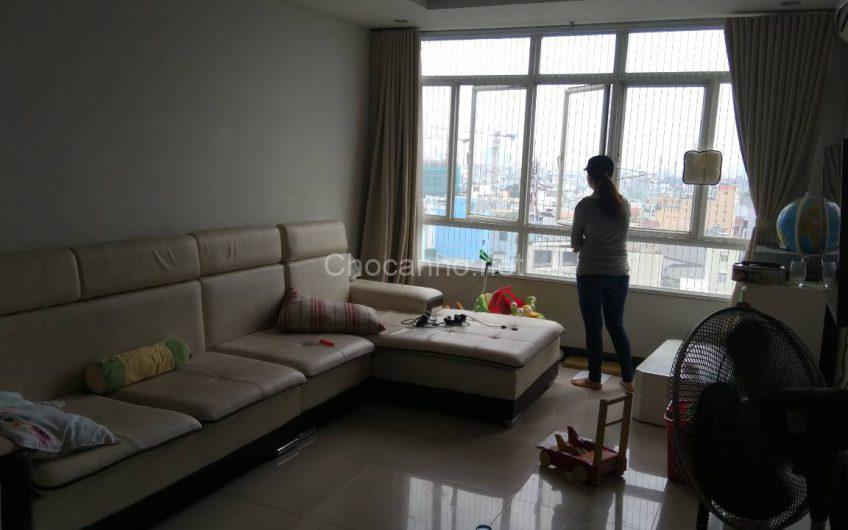 Cần tiền bán gấp căn hộ cao cấp Giai Việt số 856 Tạ Quang Bửu