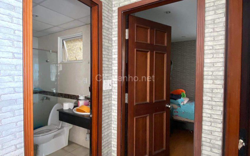 Bán căn hộ Giai Việt 82m2 2 phòng ngủ 2 toilet giá 2,2 tỷ