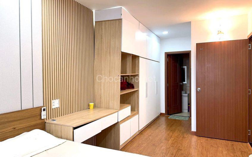 Bán gấp Lavida Plus 2pn 2wc, góc 80m2, 4,25 tỷ full nội thất như hình, tầng cao đẹp. LH:
